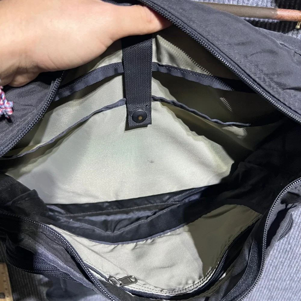 Vintage Patagonia Messenger Bag Unisex OS Black Made in USA 48285 FA01 Gorpcore